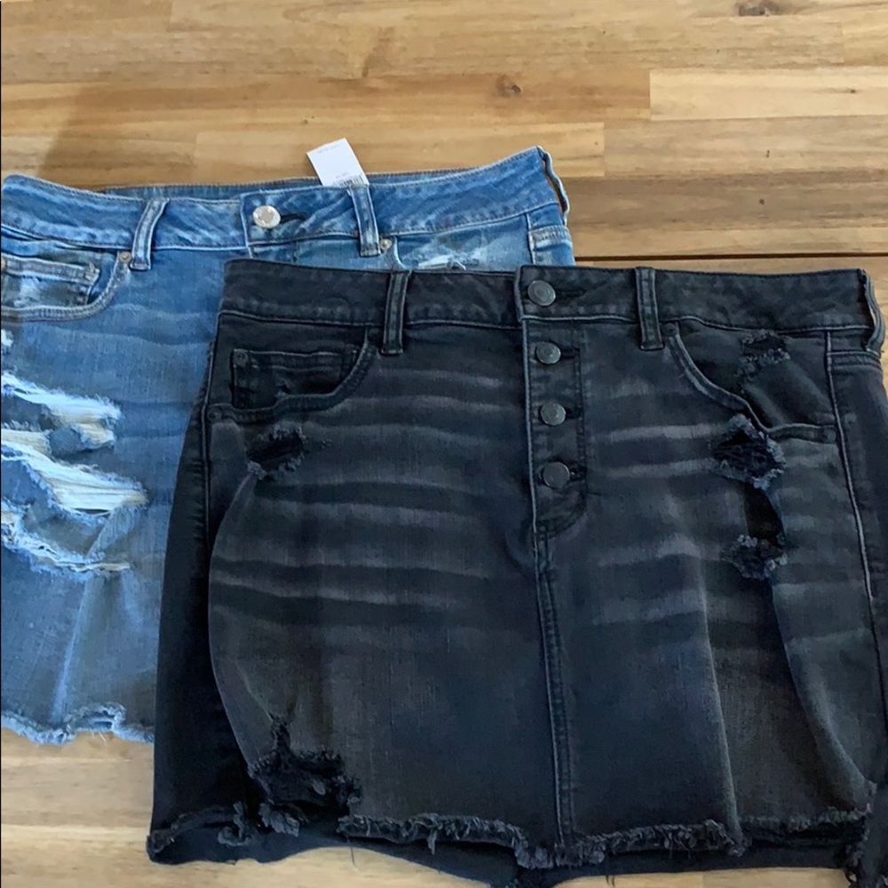2 American eagle skirts